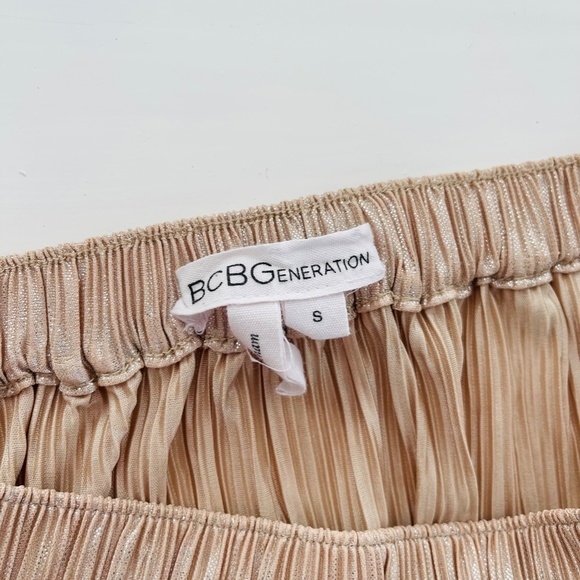 BCBG Gold Metallic Mini Skirt - Picture 2 of 3